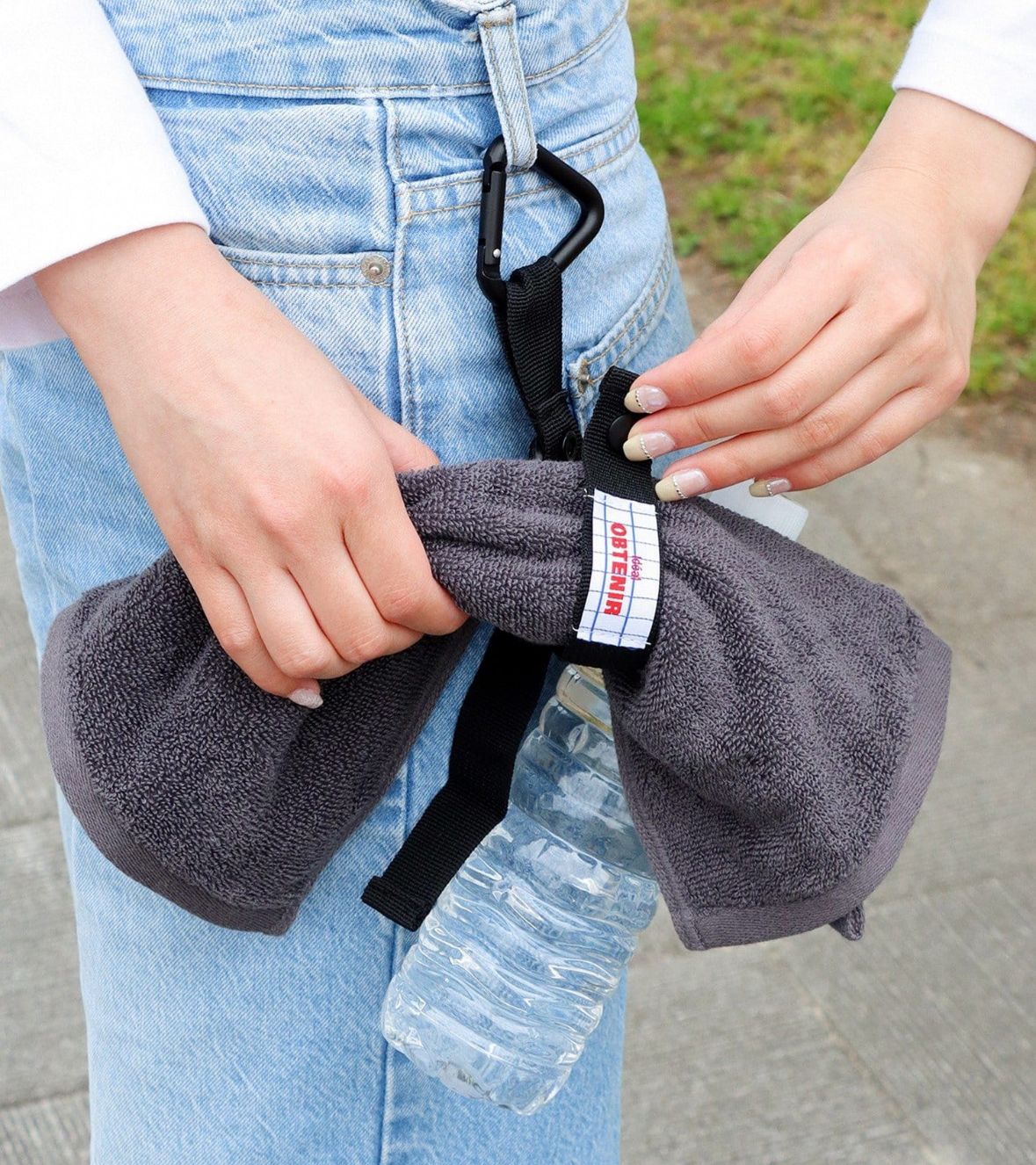 🇯🇵 Direct from Japan: 3COINS Multi-purpose Water Bottle and Towel Hanging Strap with Carabiner 🧗♀️💦